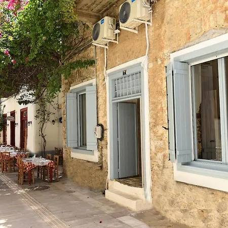 Margietta'S Suites Nafplio Exterior photo