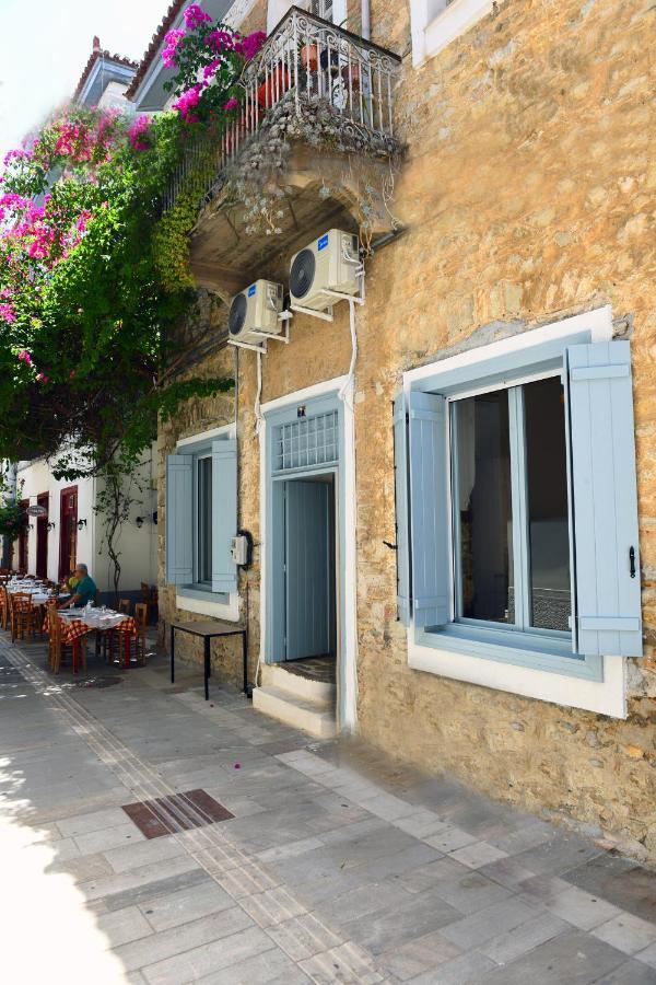 Margietta's Nafplio